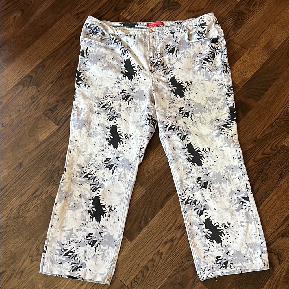 Gloria Vanderbilt Stretch Floral Cotton Pants